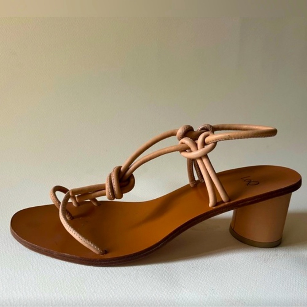 LoQ xavi sandals 39 blush tone cylinder heel